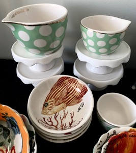 lot 90 image: Whimsical Measuring Cups, Plates, Scale and More