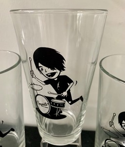 lot 247 image: Set of Six Drummer Boy Pint Glasses
