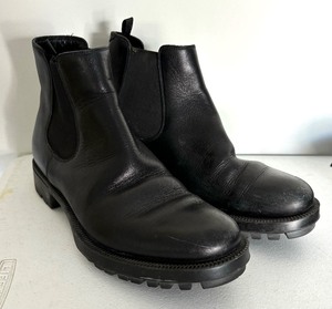 lot 43B image: Prada Chelsea Boots