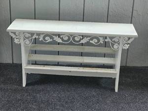 lot 156 image: Charming Country Bench
