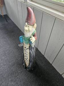 lot 157 image: Gnome Welcome Post
