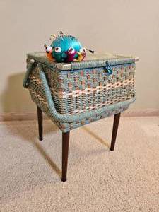 lot 115 image: Charming Standing Sewing Chest