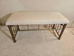 lot 44 image: Modern Contemporary Bench