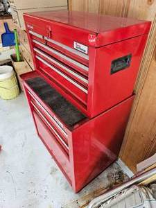 lot 55 image: Rugged Garage Craftsman Tool Chest