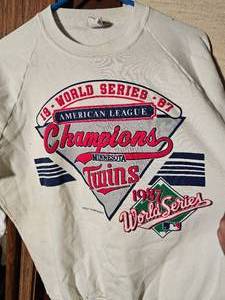 lot 104 image: 1987 Twins World Champions White Crew Neck