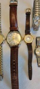 lot 167 image: Vintage Jewelry Collection  Fashion Wrist Watches
