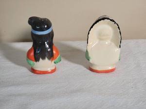 lot 259 image: Vintage Japanese Handpainted Ceramic Native American Bust Salt & Pepper Shakers