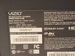 lot 83 image: Vizio 32 1080p LED SmartTV - D32f-E1