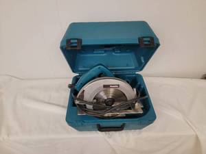 lot 251 image: Makita Corded Circular Saw - 5007NB