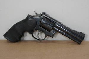lot 1A image: Smith & Wesson Model 17-6 Full Lug .22 LR Revolver - 4 Barrel