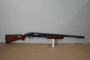 lot 2E image: J.C. Higgins Model 20 12 Gauge Pump-Action Shotgun - Choke Selector System