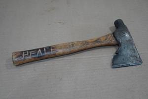 lot 12 image: Antique US Army Hatchet 04-US