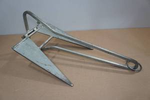 lot 29 image: Waterspike Anchor