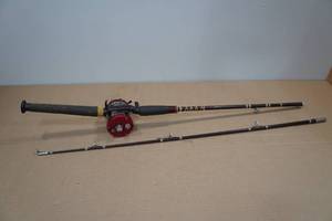 lot 32 image: Garcia 65 Rod with Abu Garcia Ambassadeur 7000 Reel