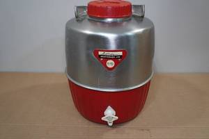 lot 43 image: Vintage Sears Ted Williams Sportsman Cooler Jug with Cup