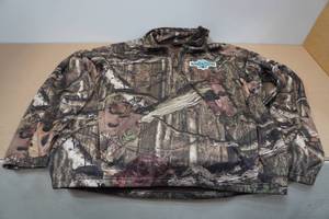 lot 60 image: White Bear Clothing Co Mens Camo Quarter Zip -XL