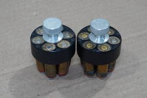 lot 86 image: 2 HKS Speed Loaders with .44 Rem Mag Ammo