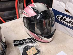 lot 243 image: HJC CL-Y Youth-Large Motorcycle Helmet with Breath Guard