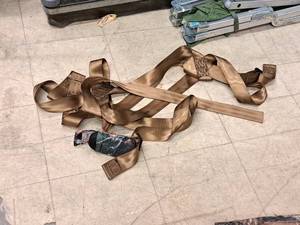 lot 278 image: 2011 120-300lbs Size Adult Full Body Safety Harness 48155