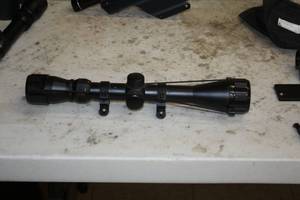 lot 303 image: Long Gun Scope 3-9x40 with Lens Caps and Mounting Brackets