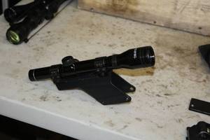 lot 304 image: 4-20 Long Gun Scope with Weaver Mounting Bracket