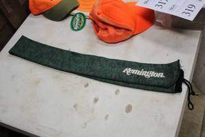 lot 319 image: Remington Long Gun Cover