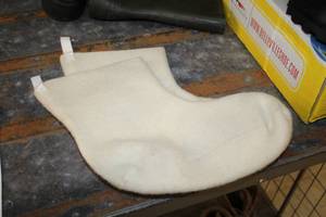 lot 342 image: Lot of (One Pair) Size 10 Wool Boot Liners
