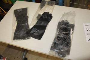 lot 357 image: Lot of (Three Pair) Chemical Protective Gloves