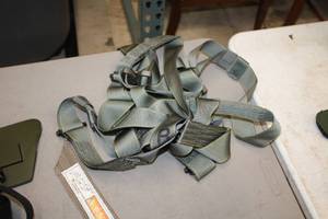 lot 395 image: Air Warrior Hoisting Harness