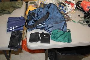 lot 397 image: Lot of (10) Assorted Carry Cases and Bags