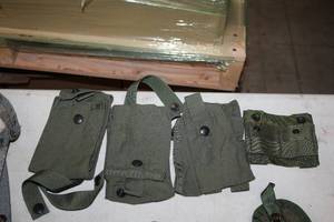 lot 404 image: Lot of (4) Assorted Belt Pouches