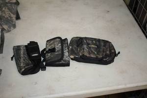 lot 402 image: Lot of (3) Camo Carry Pouches