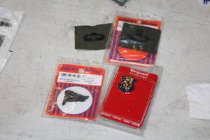 lot 450 image: Lot of (4) Assorted Military PatchesPins