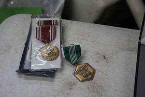 lot 462 image: Lot of (2) Military Medals