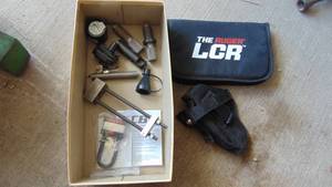 lot 7 image: Holster, Case and Reloading Stuff