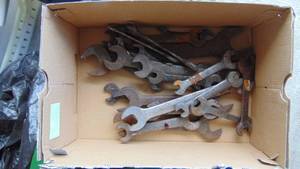lot 14 image: Lot of Wrenches