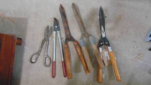 lot 71 image: Lot of Trimming Shears