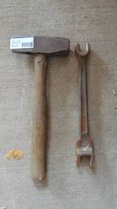 lot 82 image: 2 Bell System Tools