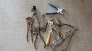lot 83 image: Lot of Various Pliers