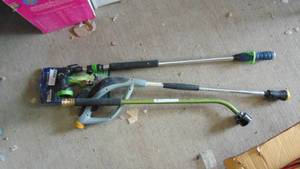 lot 95 image: 3 Watering Wands