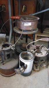 lot 102 image: 3 - Small Gas Stoves
