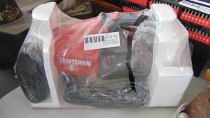 lot 112 image: Craftsman Hand Vac