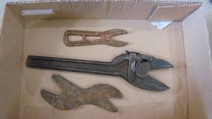 lot 122 image: Old Shark Tooth Wrenches