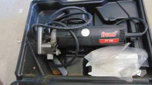 lot 157 image: Freud FT750 Laminate Trimmer