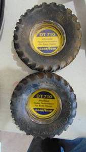 lot 185 image: 2 - Vintage Goodyear Ashtrays
