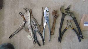 lot 195 image: Lot of Wrenches