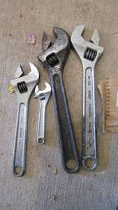 lot 197 image: Lot of Cresent Wrenches