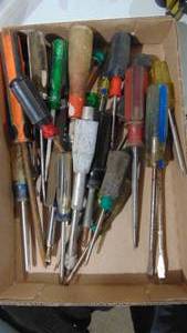 lot 224 image: Lot of Various Screwdrivers