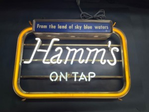 lot 3 image: Hamms On Tap, all original neon