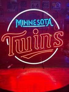 lot 64 image: MN Twins neon, NIB
